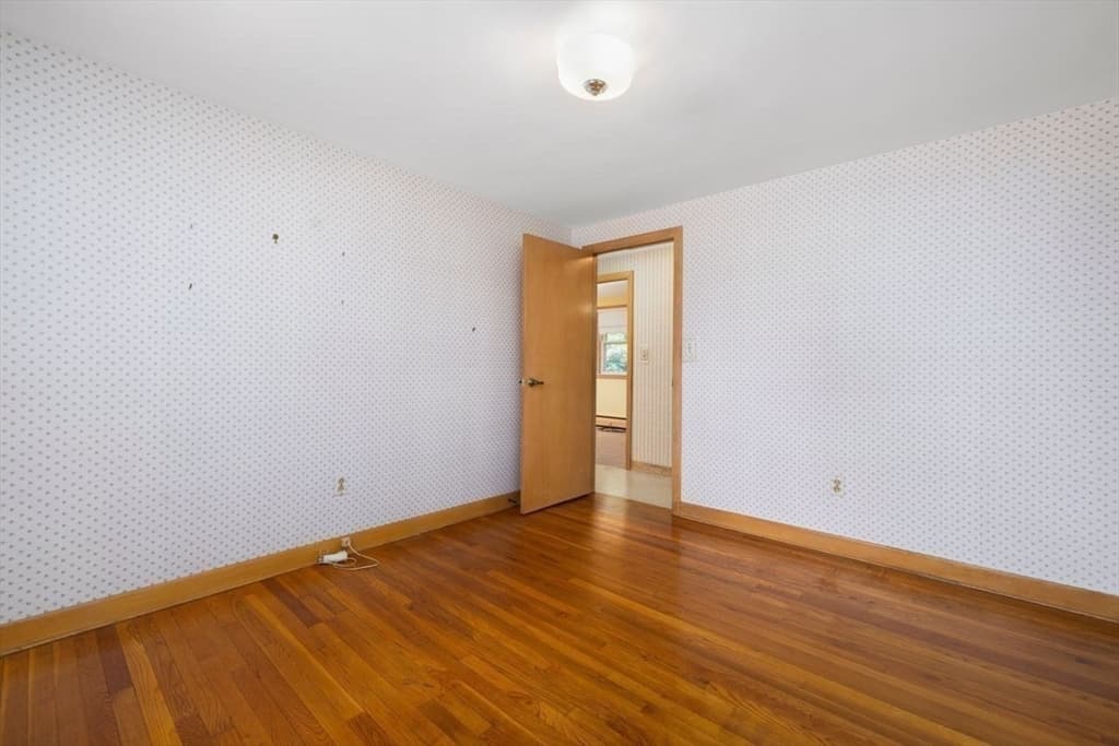 Single Family Residence at 27 Hinsdale St, Swansea MA 02777, Swansea, photo 21 of 36