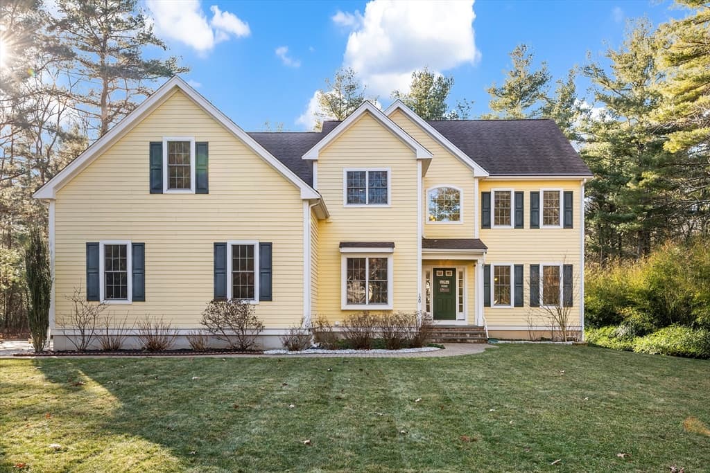 120 South Walpole Street, Sharon MA 02067
