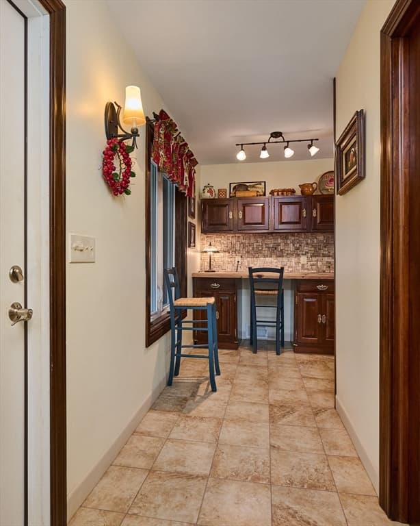 238 Dox Rd, Westfield MA 01085 photo 4