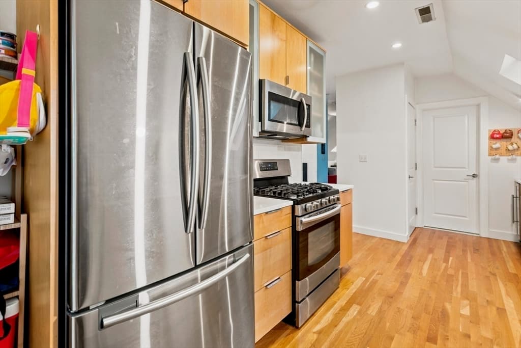 51 New Ocean St # 3, Swampscott MA 01907 photo 13