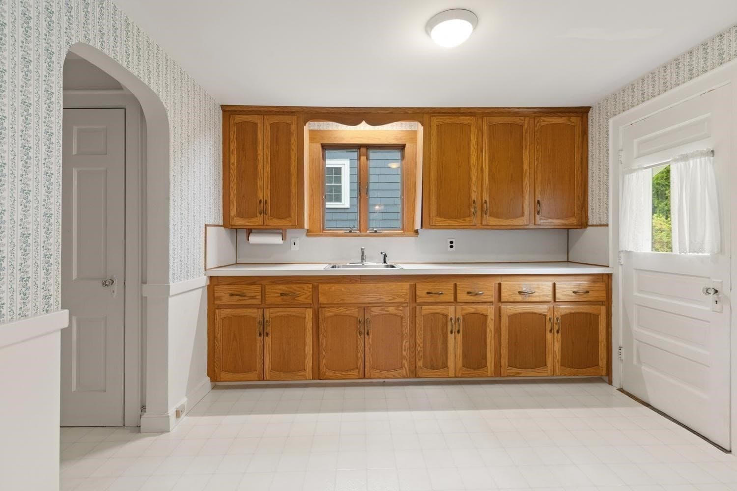 Single Family Residence at 62 Bellington Street, Arlington MA 02476, Arlington, photo 13 of 36