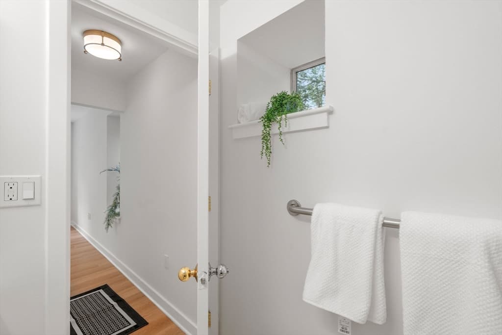 Condominium at 273 Cambridge Road # 205, Woburn MA 01801, Woburn, photo 17 of 34