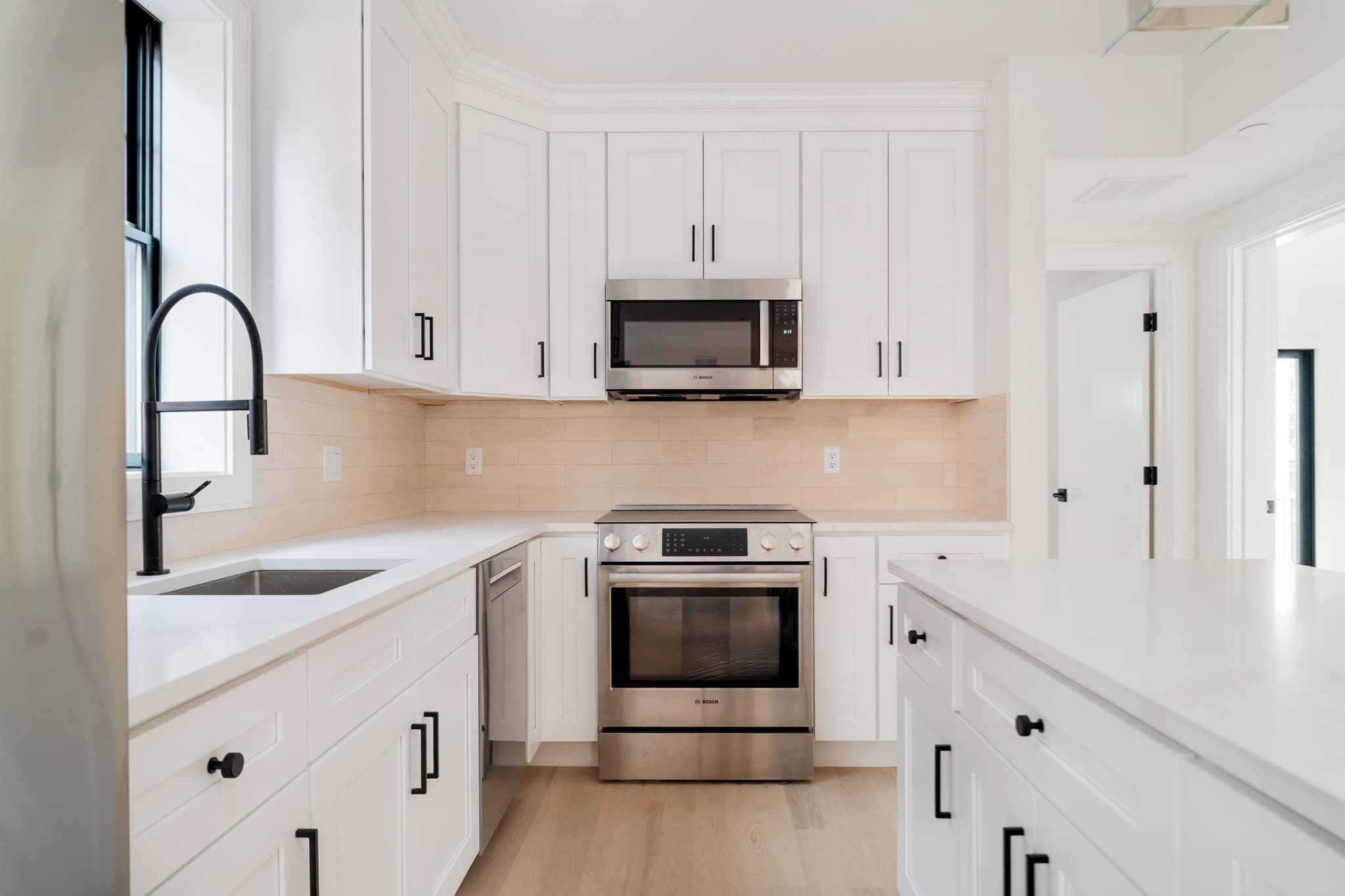 3 Family at 387 Norfolk St, Cambridge MA 02139, Cambridge, photo 2 of 38