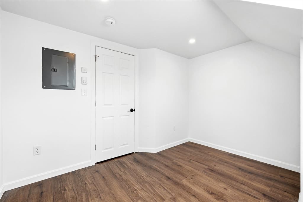 204 Eastern Avenue, Lynn MA 01902 photo 39