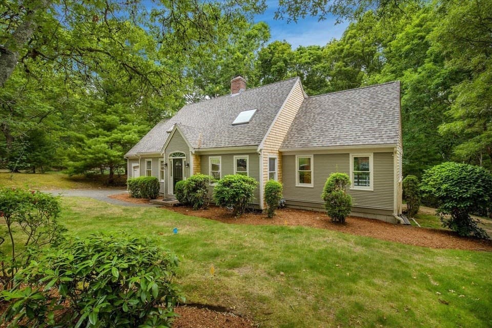 30 Currycomb Cir, Barnstable MA 02668 photo 2