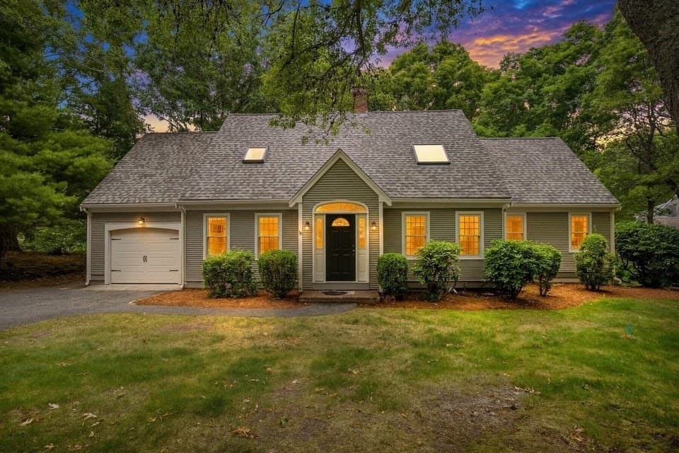 30 Currycomb Cir, Barnstable MA 02668