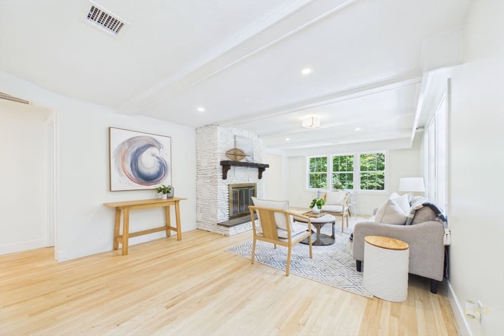 Single Family Residence at 24 David Road, Westport MA 02790, Westport, photo 5 of 39