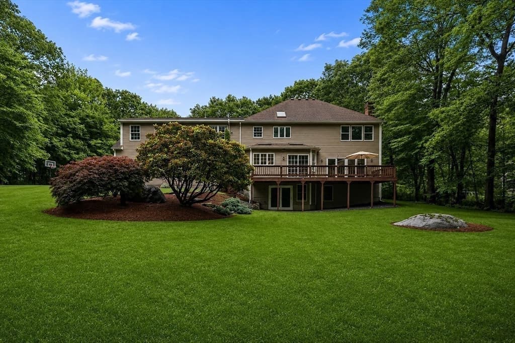 6 Old Harry Rd, Southborough MA 01772 photo 2