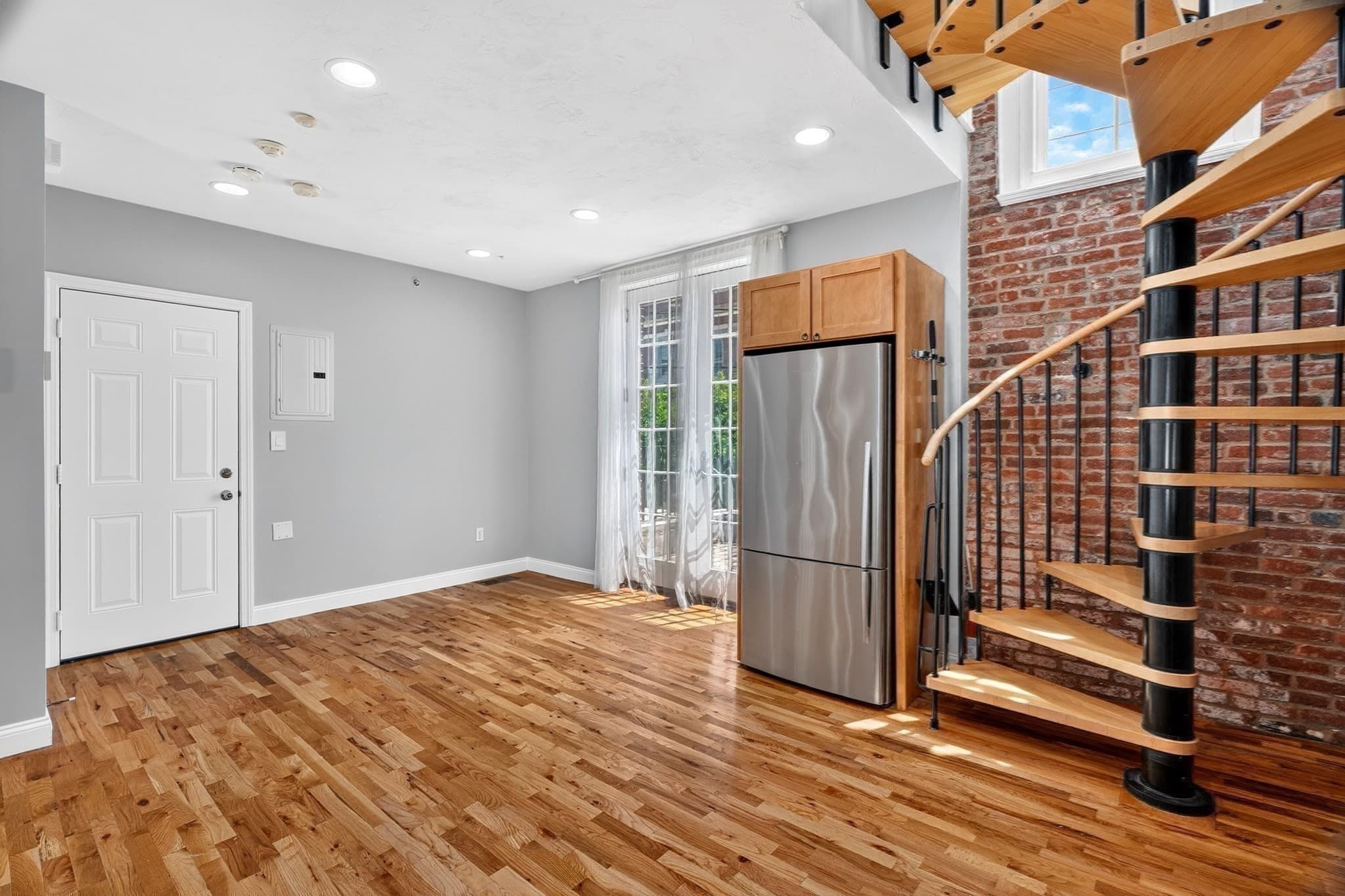 Condominium at 336 Saratoga St. # 1, Boston MA 02128, Boston, photo 20 of 37