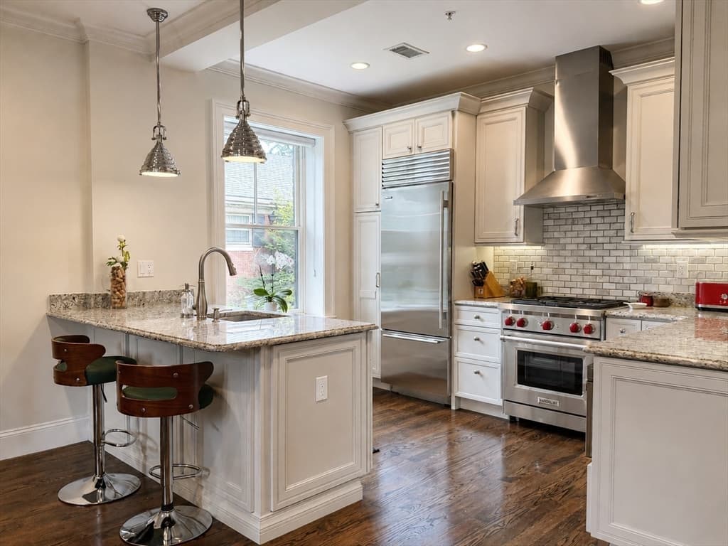 Condominium at 25 Euston St # 2, Brookline MA 02446, photo 2 of 14