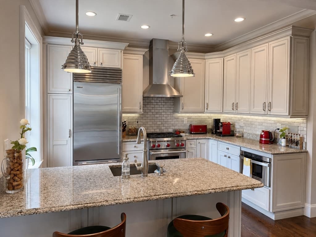 Condominium at 25 Euston St # 2, Brookline MA 02446, photo 3 of 14