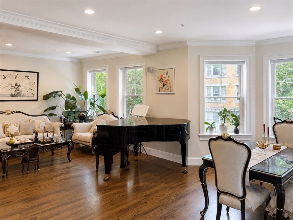 Condominium at 25 Euston St # 2, Brookline MA 02446, photo 4 of 14