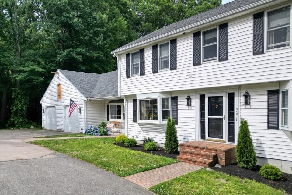 363 Liberty St, Braintree MA 02184 photo 3