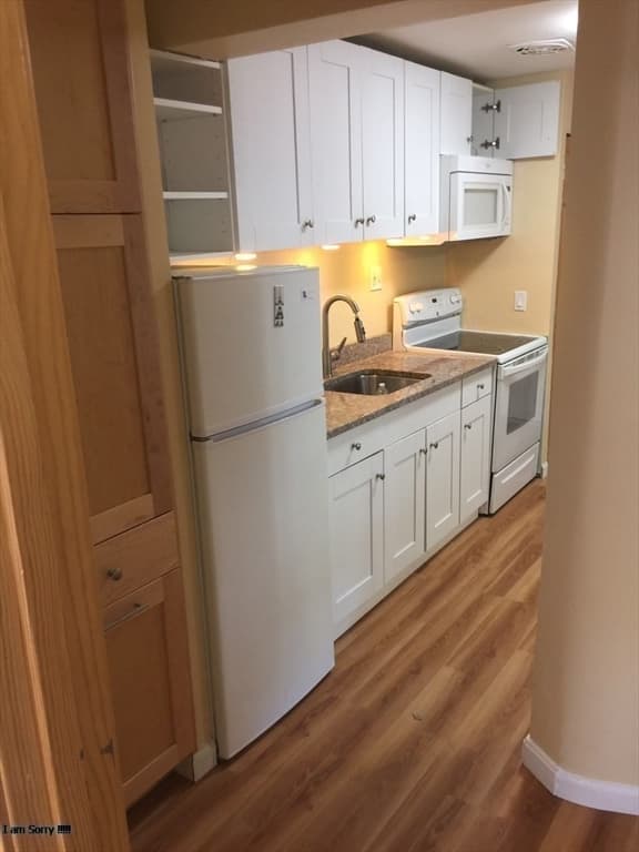 Condominium at 12 Colonial Village Dr # 1, Arlington MA 02474, Arlington, photo 5 of 12