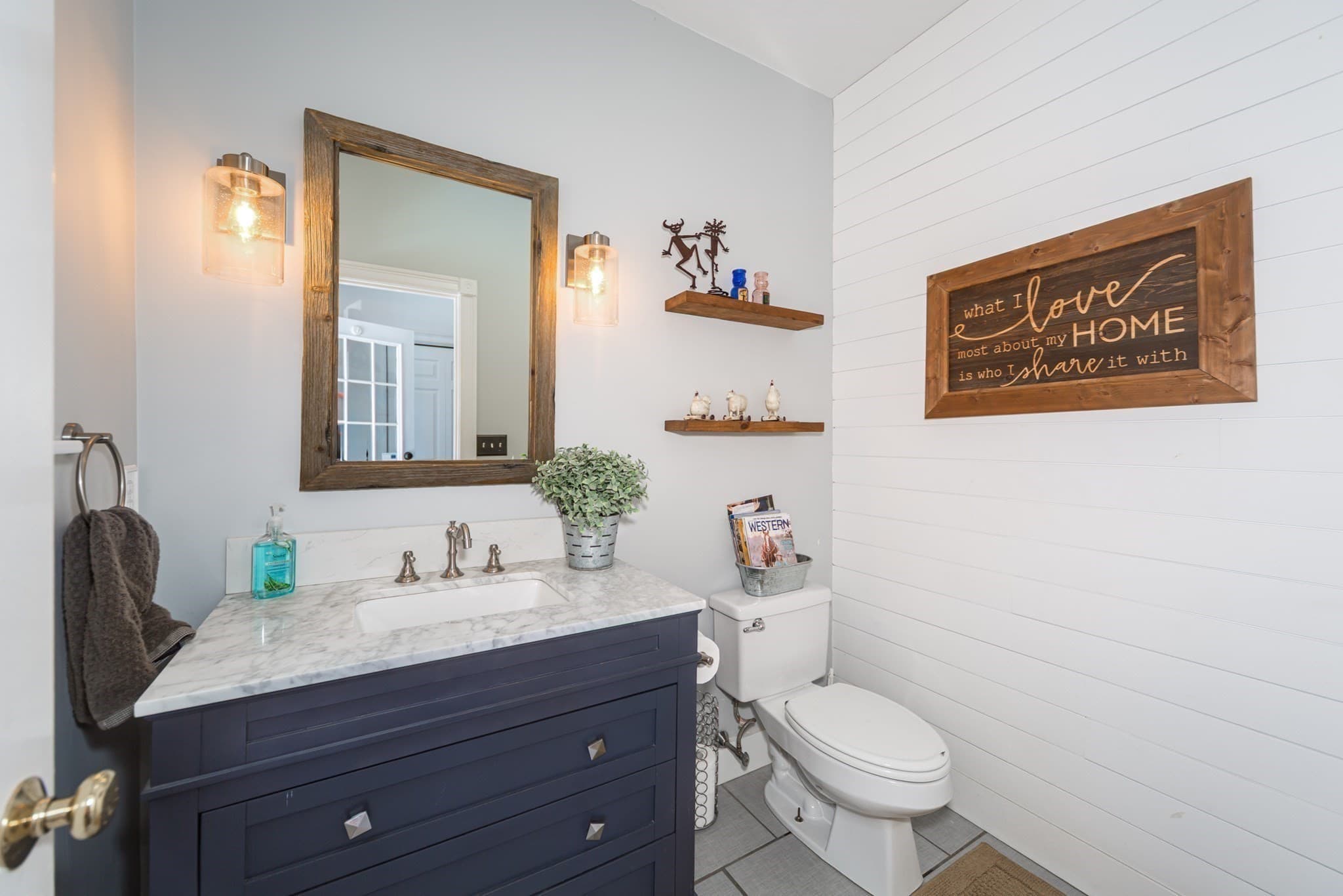 Equestrian at 117 South Street, Upton MA 01568, photo 9 of 42