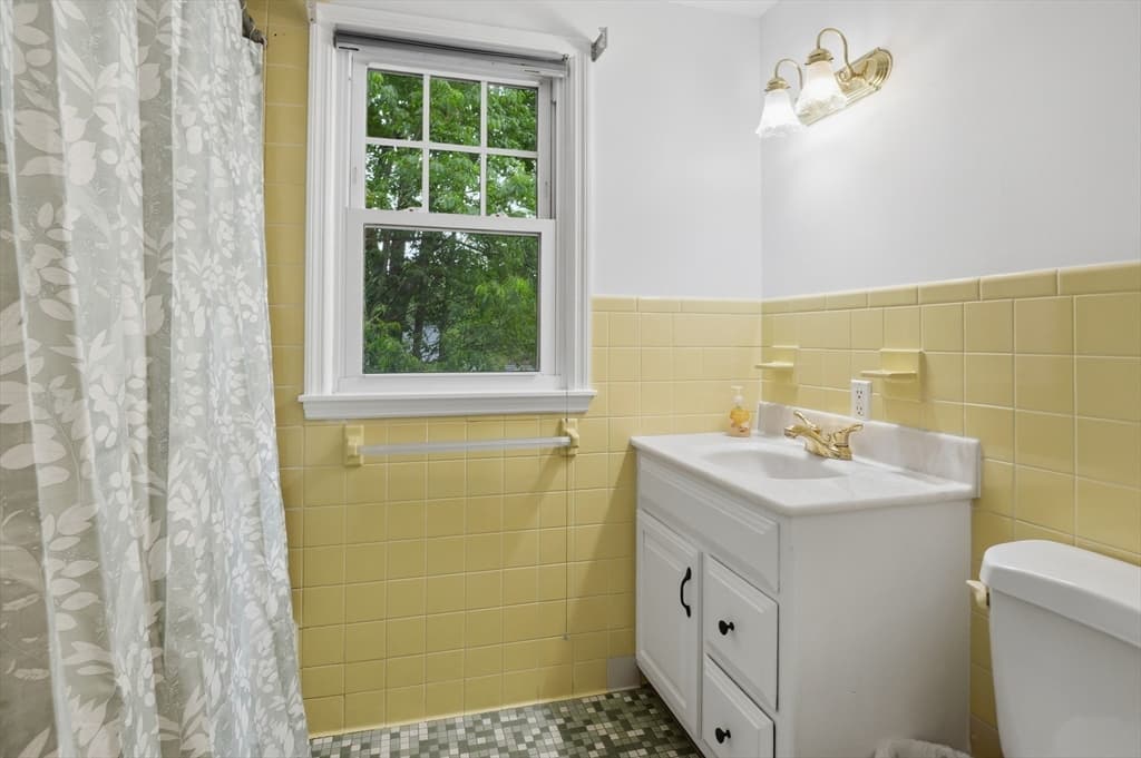 160 Twinbrooke Drive, Holden MA 01520 photo 29