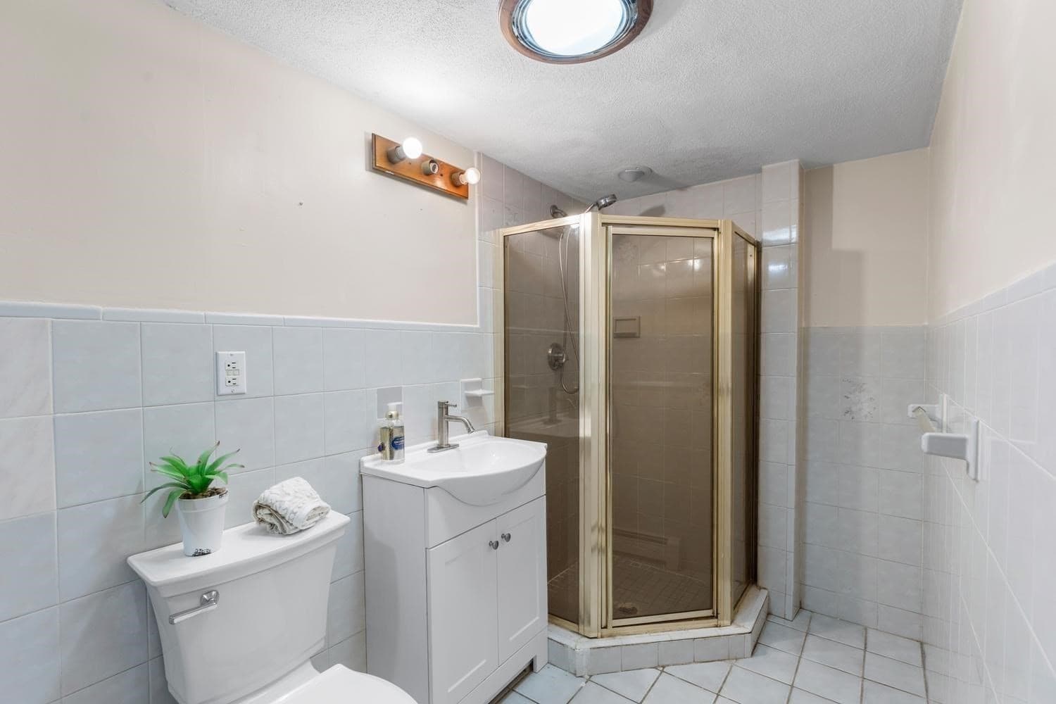 Single Family Residence at 70 Crescent Lane, Malden MA 02148, photo 26 of 34