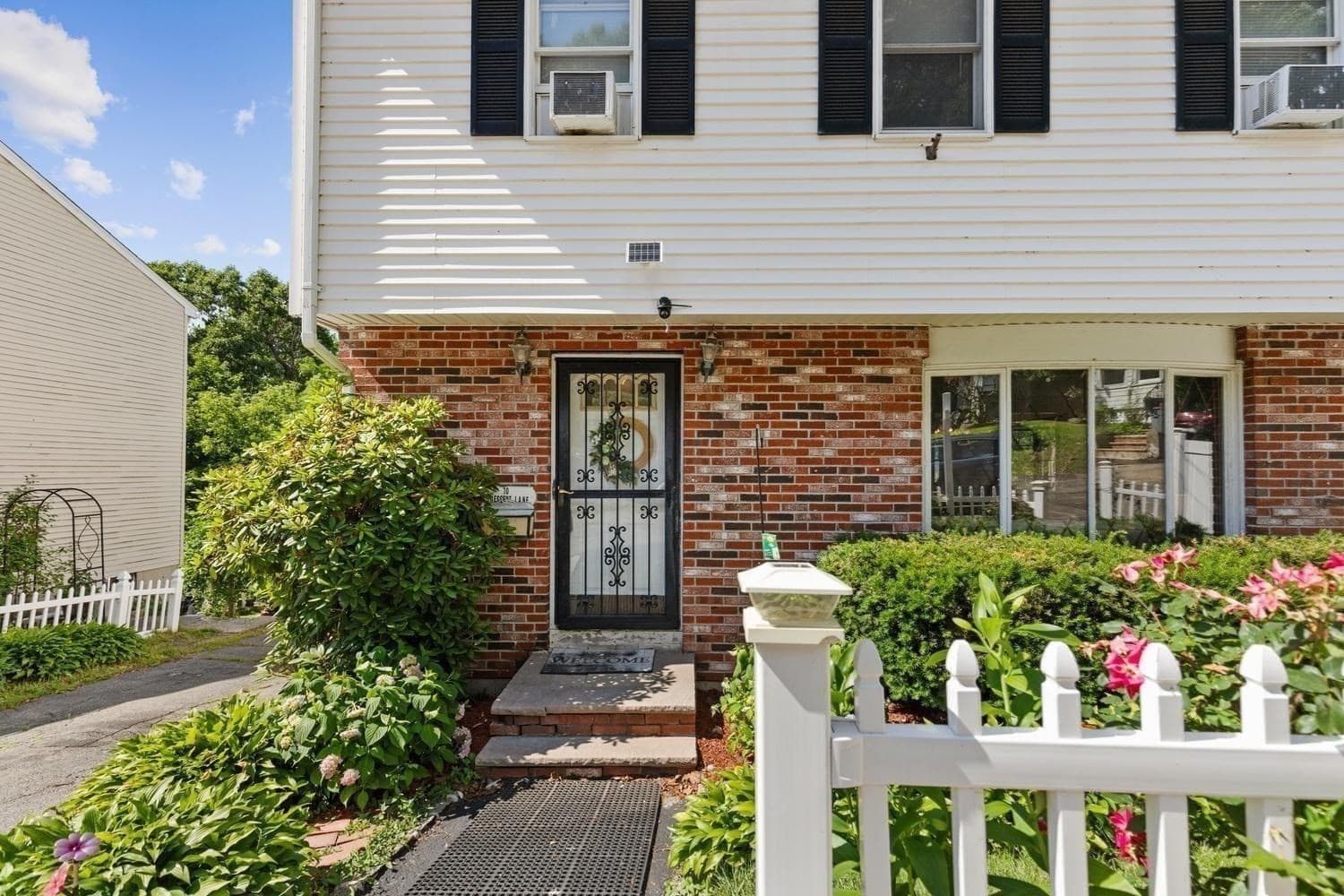 Single Family Residence at 70 Crescent Lane, Malden MA 02148, photo 3 of 34