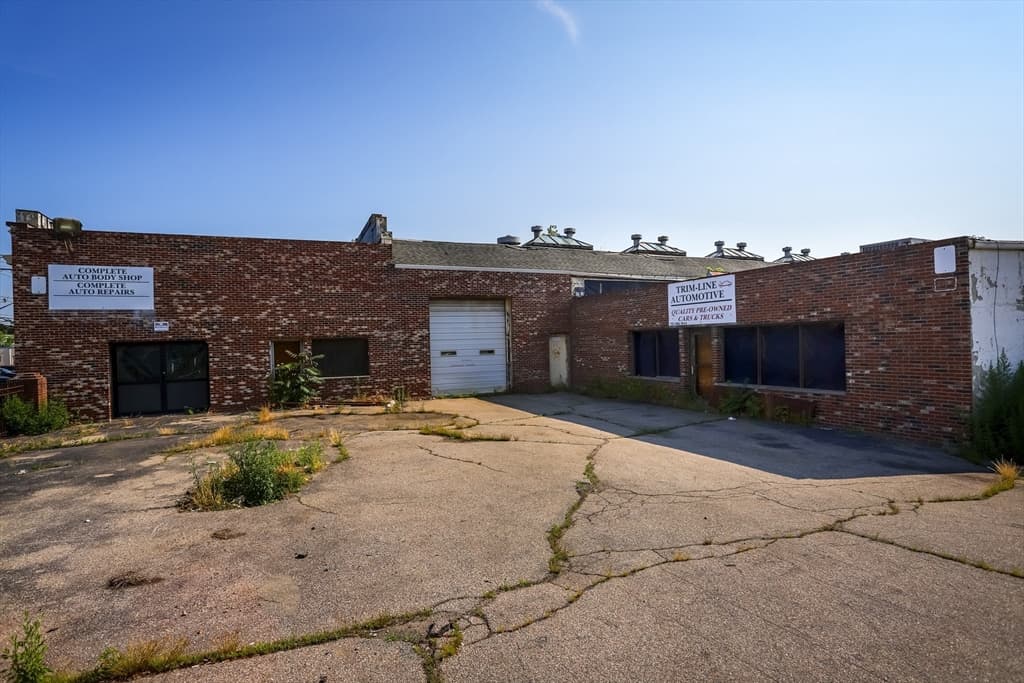 Commercial Sale at 159 N Main St, Brockton MA 02301, photo 7 of 17