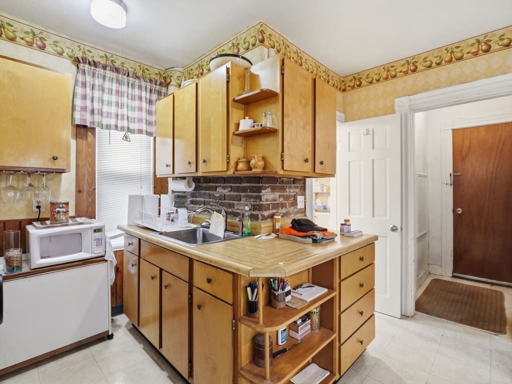 Multi Family at 11-13 Brookfield St, Boston MA 02131, Boston, photo 33 of 42