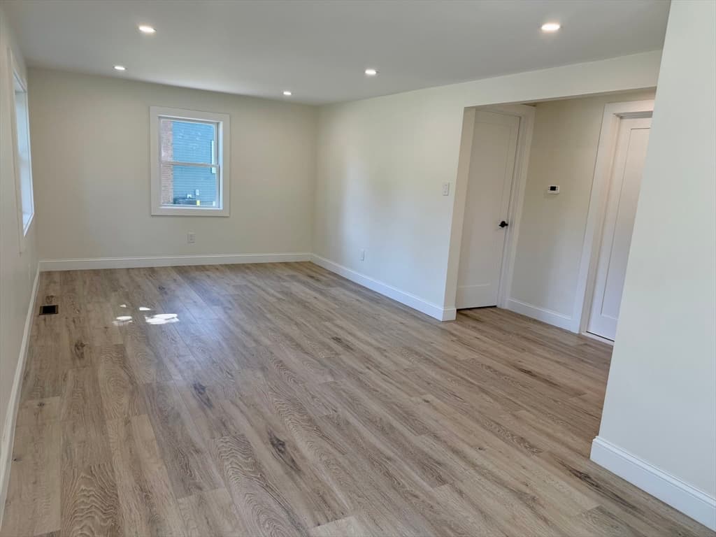 37 Karen Street, Lowell MA 01851 photo 8