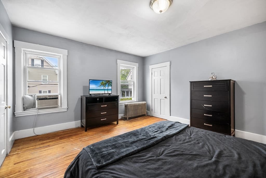 Single Family Residence at 113 Cedar St, Fitchburg MA 01420, photo 15 of 26