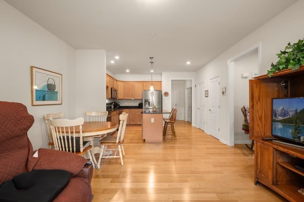 Condominium at 220 Martins Landing # 102, North Reading MA 01864, North Reading, photo 12 of 35