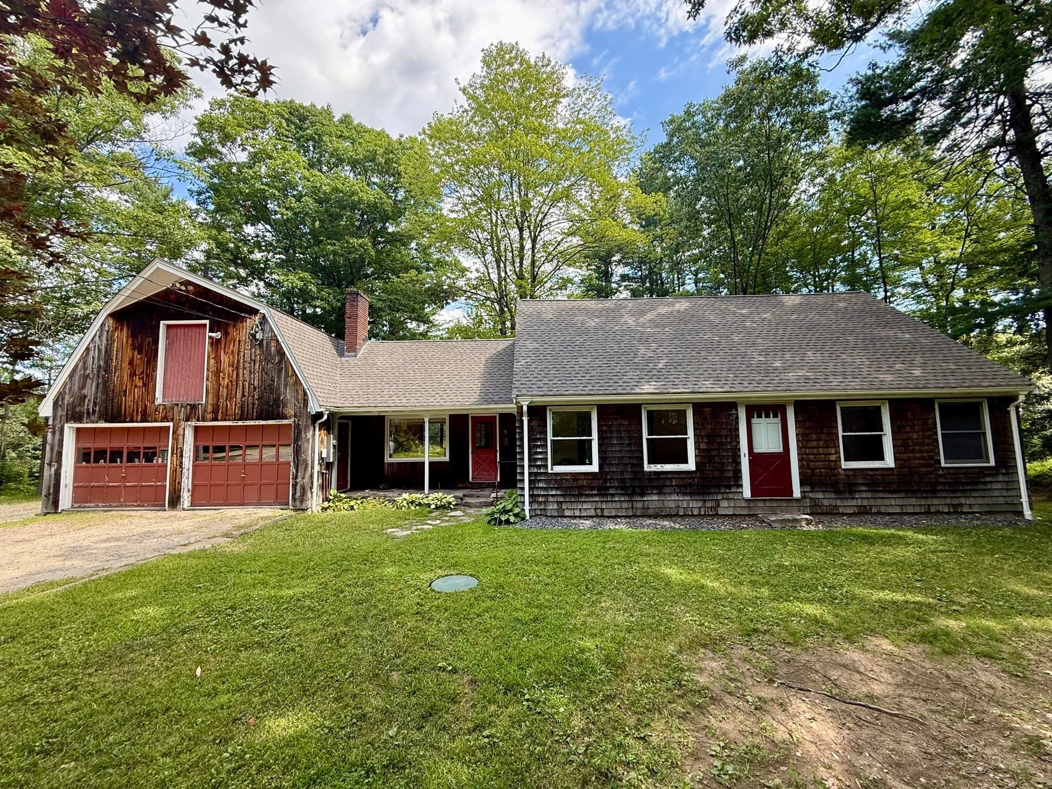 Single Family Residence at 9 Laurel Ln, Princeton MA 01541, Princeton, photo 2 of 40