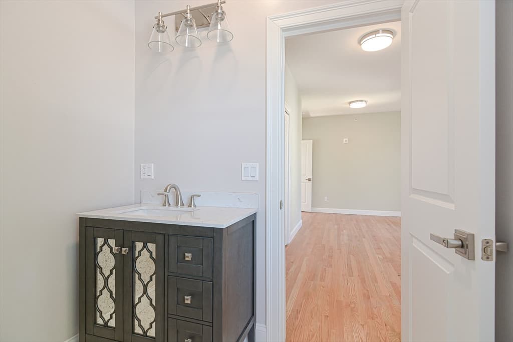 8 Melvin St # 2, Somerville MA 02145 photo 23