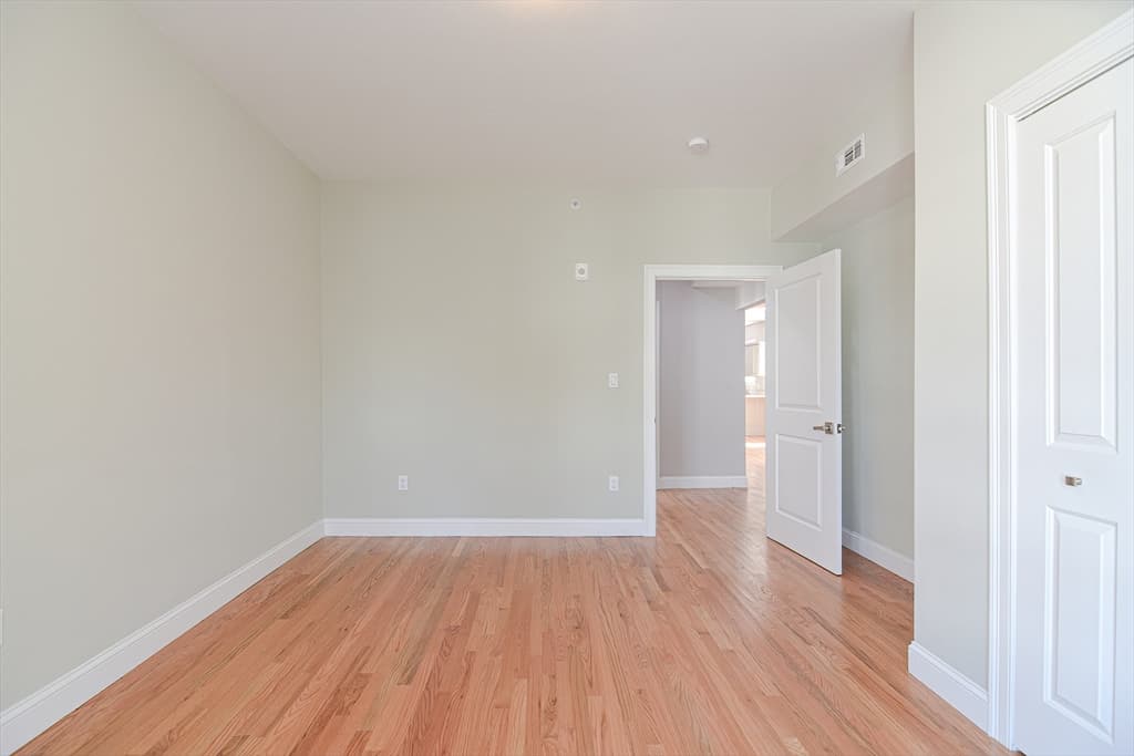 8 Melvin St # 2, Somerville MA 02145 photo 16
