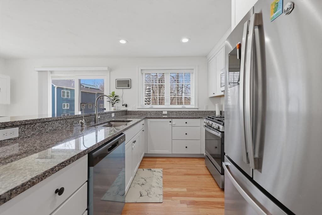 670A Burncoat St # A, Worcester MA 01606 photo 7