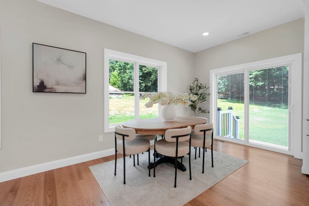 Single Family Residence at 139 Middle Rd, Southampton MA 01073, Southampton, photo 13 of 42