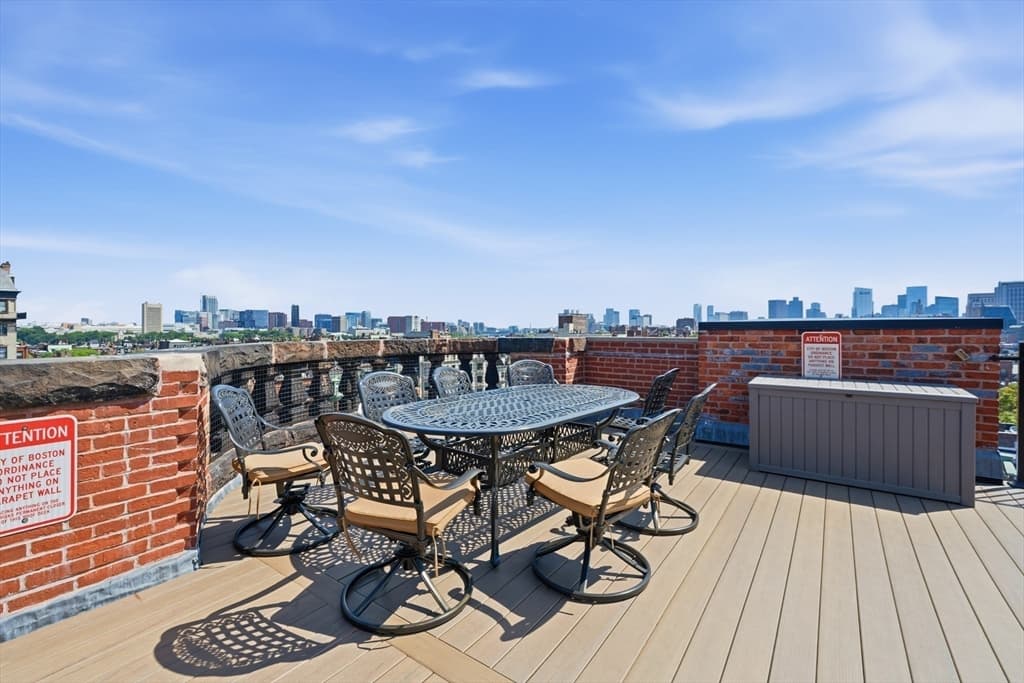 Condominium at 362-366 Commonwealth # 4D, Boston MA 02115, photo 13 of 20