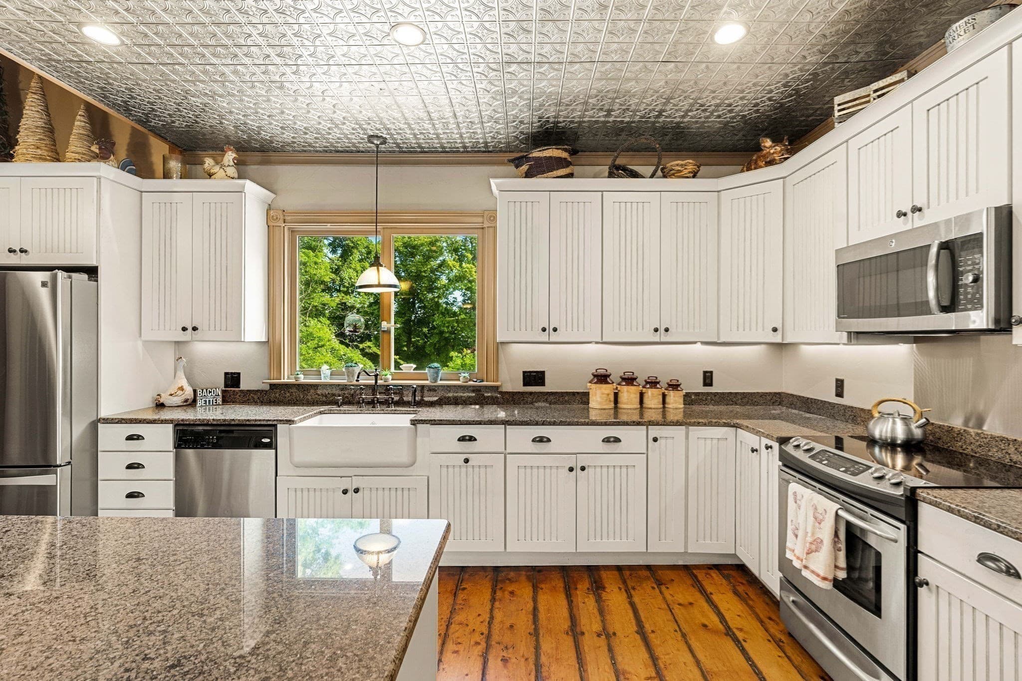 Single Family Residence at 14 Fenno Way, Nahant MA 01908, Nahant, photo 5 of 41