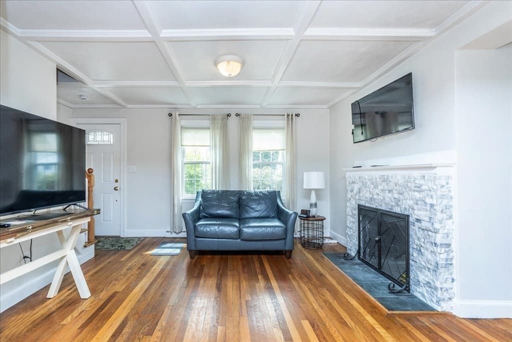 47 Cherry St, Newton MA 02465 photo 11