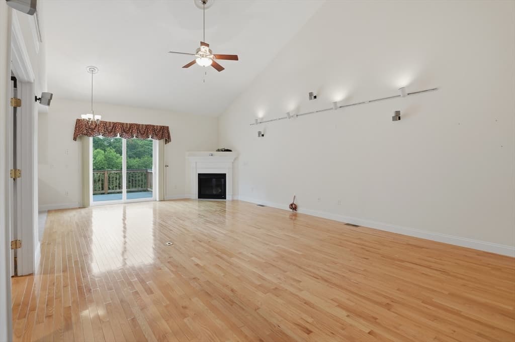 Condominium at 168 Horne Way # 168, Millbury MA 01527, Millbury, photo 6 of 29