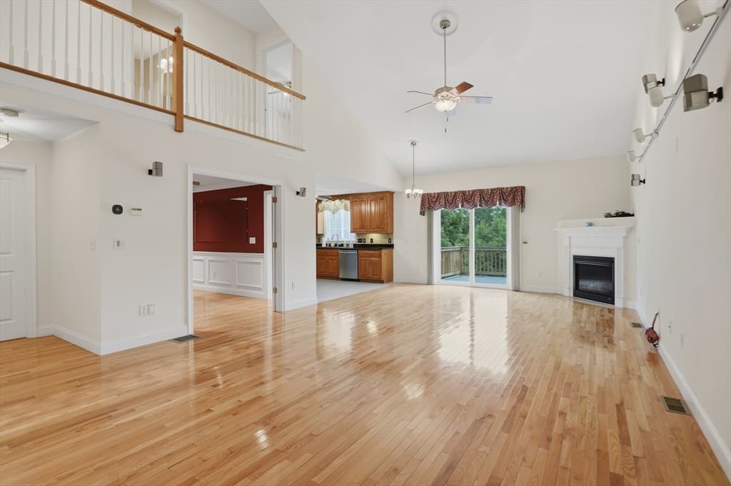 Condominium at 168 Horne Way # 168, Millbury MA 01527, Millbury, photo 4 of 29