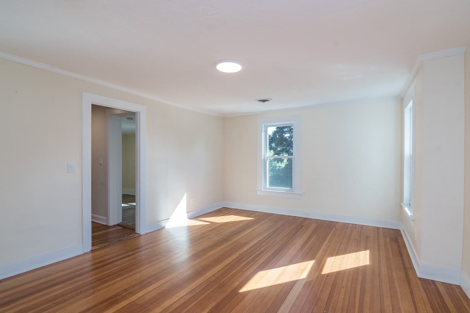 Condominium at 180 State Street # B, Northampton MA 01060, Northampton, photo 2 of 28