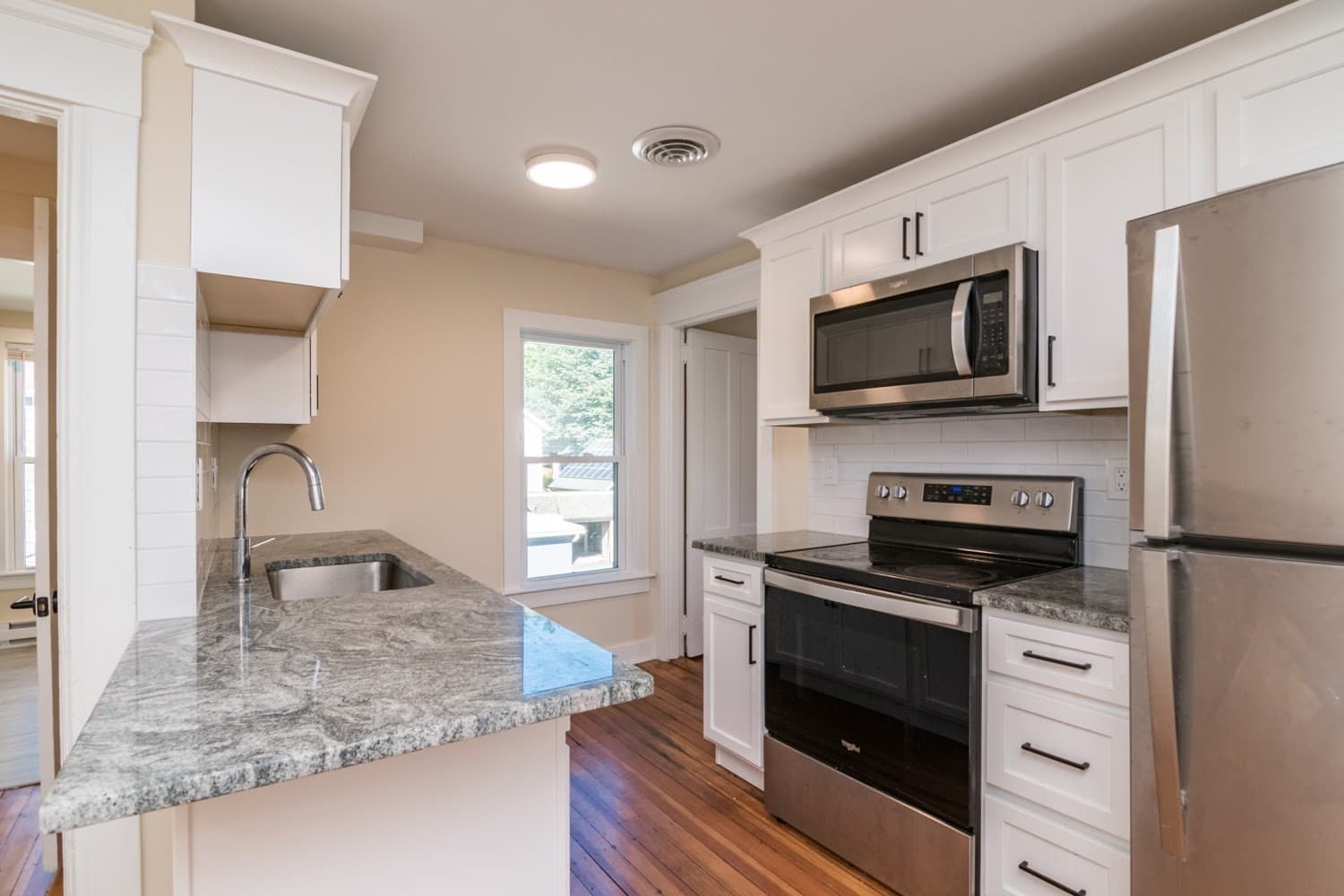 Condominium at 180 State Street # B, Northampton MA 01060, Northampton, photo 6 of 28