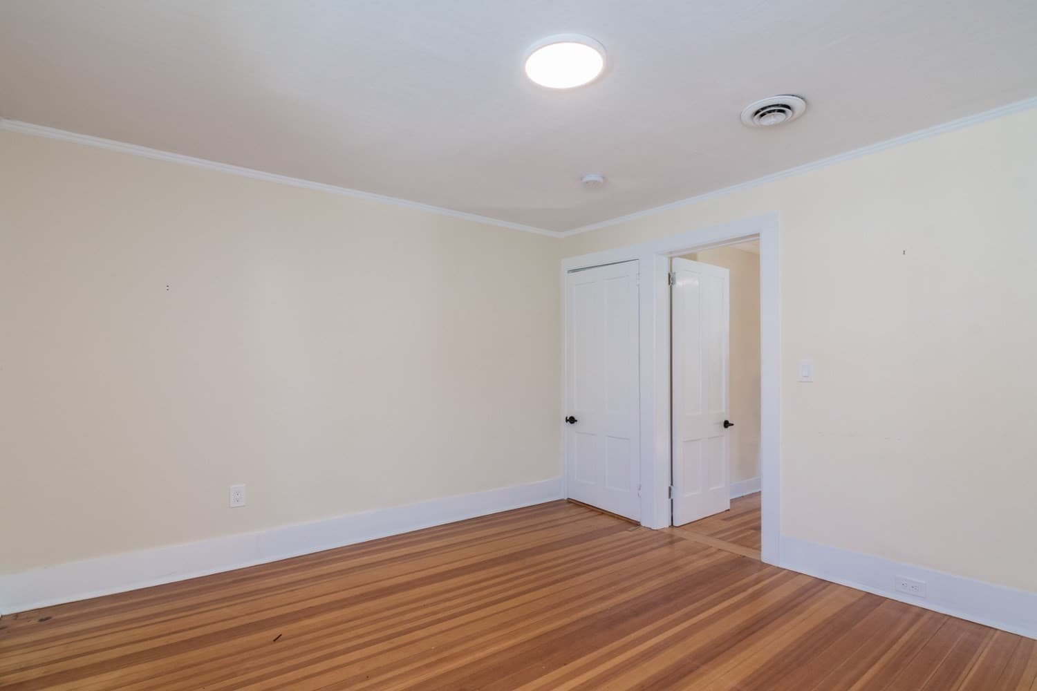 Condominium at 180 State Street # B, Northampton MA 01060, Northampton, photo 24 of 28