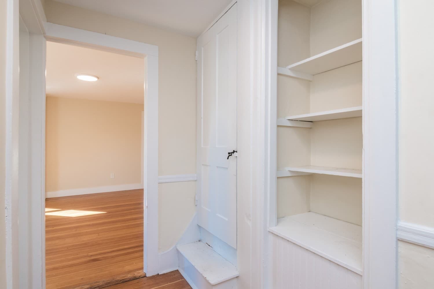 Condominium at 180 State Street # B, Northampton MA 01060, Northampton, photo 10 of 28