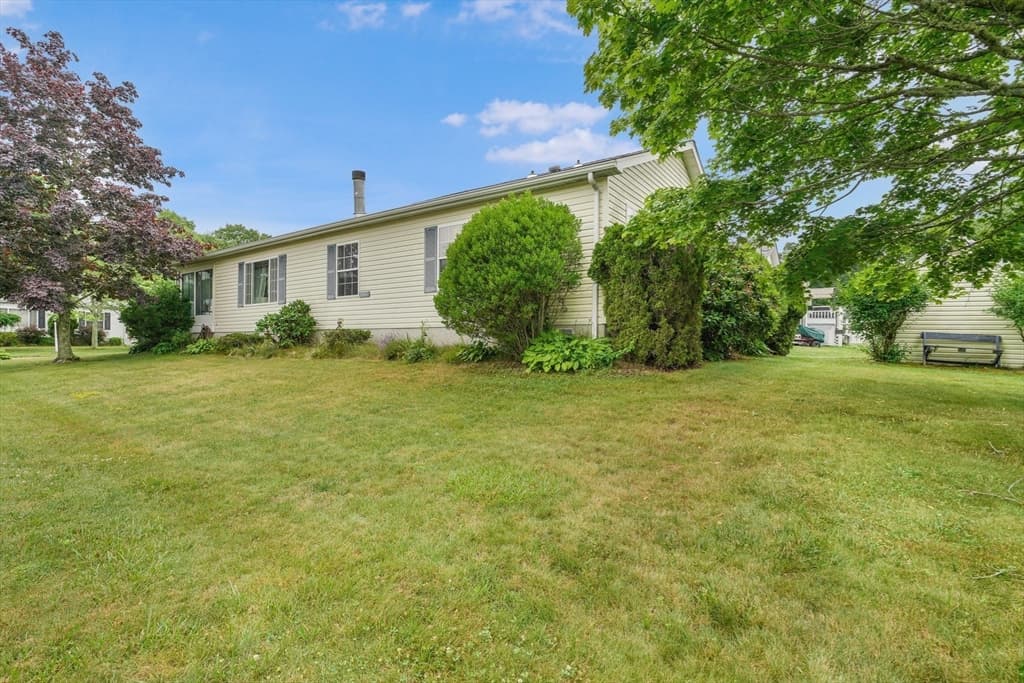 4 Nightingale Lane, Tiverton RI 02878 photo 18