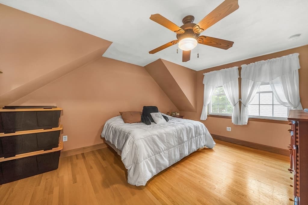 Single Family Residence at 13 Oak St, Boston MA 02129, Boston, photo 27 of 30