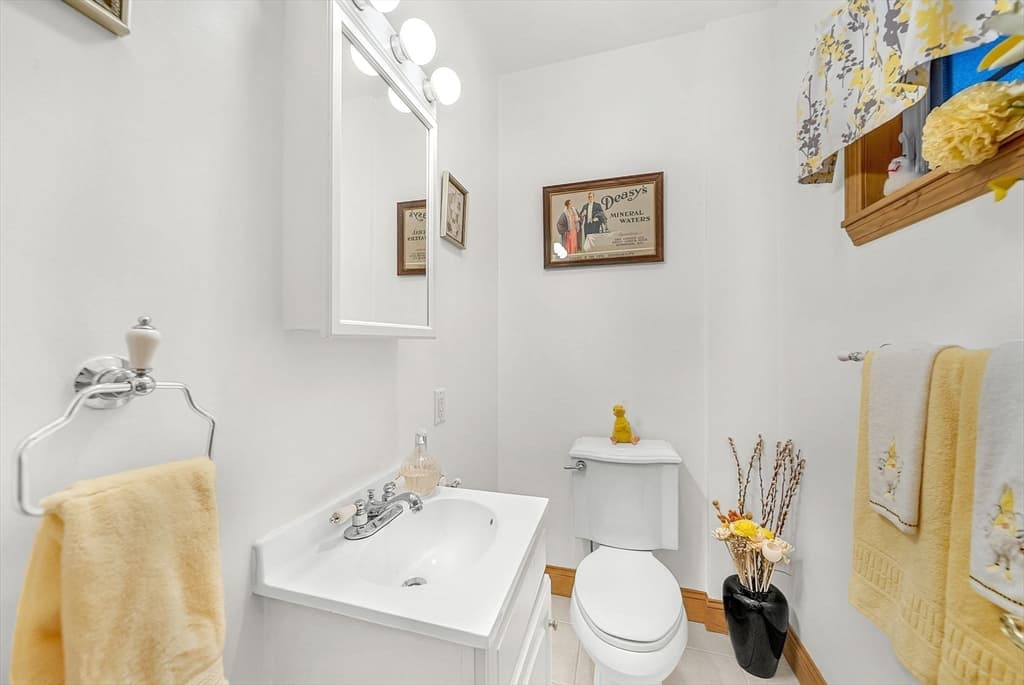 Single Family Residence at 13 Oak St, Boston MA 02129, Boston, photo 18 of 30