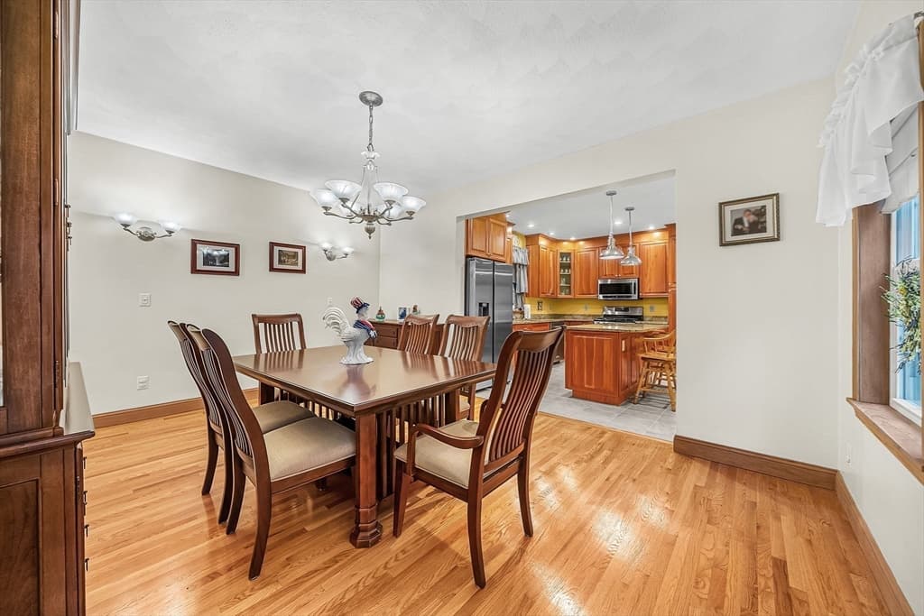 Single Family Residence at 13 Oak St, Boston MA 02129, Boston, photo 11 of 30