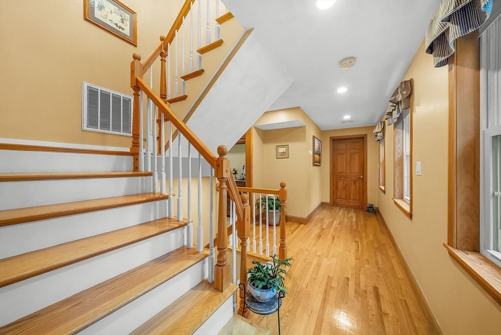 Single Family Residence at 13 Oak St, Boston MA 02129, Boston, photo 19 of 30