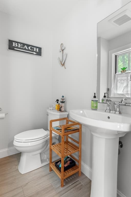 Condominium at 83 High Street # 4, Ipswich MA 01938, photo 11 of 34