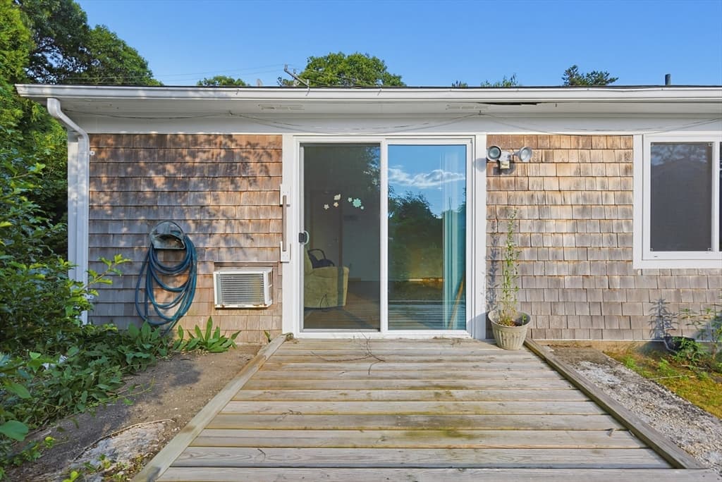 Condominium at 18 Cobb Ave # 18, Yarmouth MA 02675, Yarmouth, photo 23 of 29
