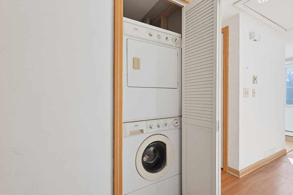 Condominium at 18 Cobb Ave # 18, Yarmouth MA 02675, Yarmouth, photo 11 of 29