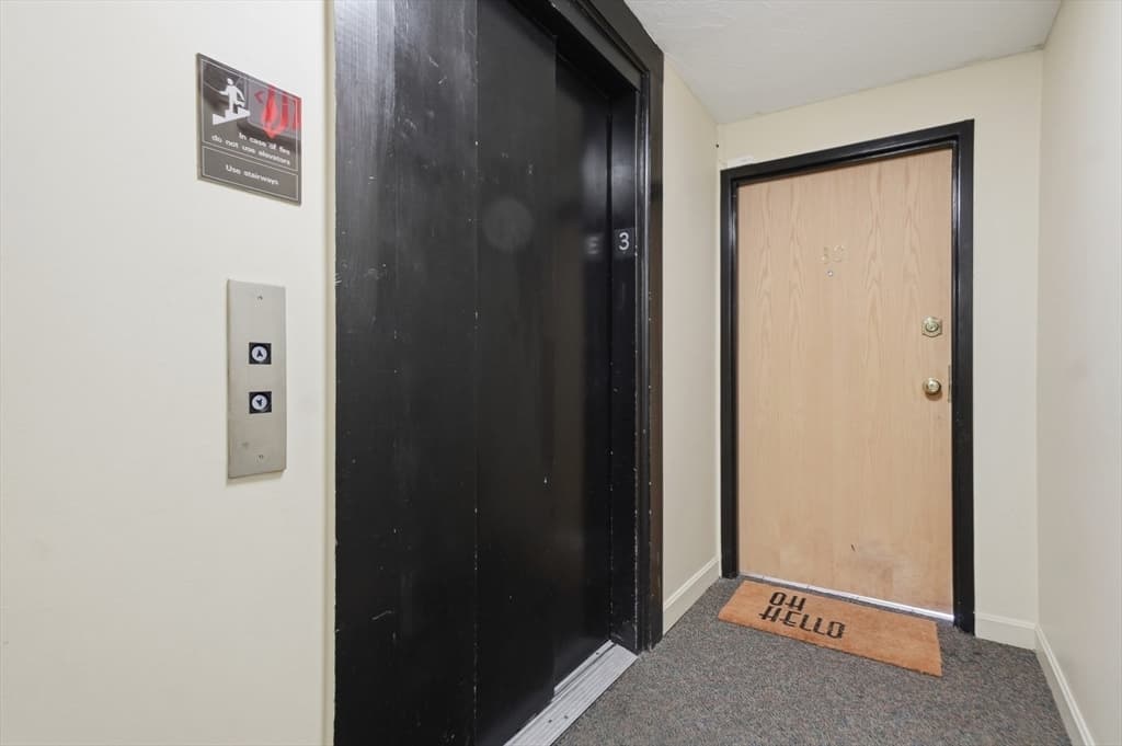 Condominium at 219 Central St # 3E, Lowell MA 01852, Lowell, photo 18 of 22